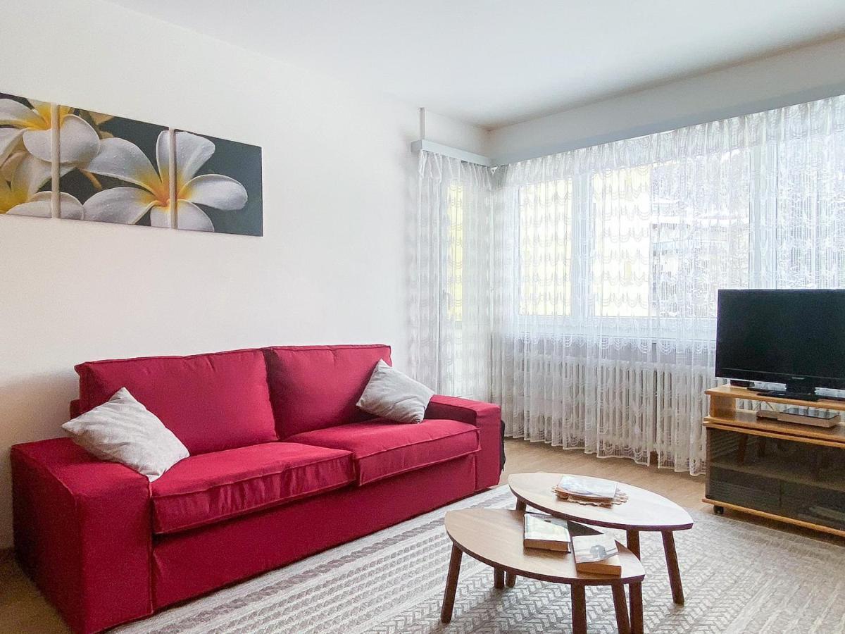 Zentrale Wohnung In St. Moritz Mit Grossem Balkon Exteriör bild